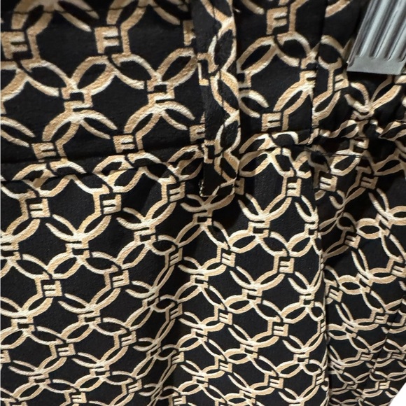 H&M Chainlink Black and Gold Coordinate Set, Size 8 - Picture 11 of 12